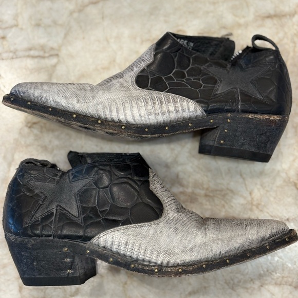 Free People Shoes - Free People farylrobin western bootie black/gray